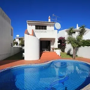 Casa de Férias Meu Pequeno Paraíso, Luz